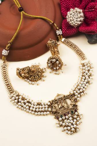 Gold plated white hydra beads barati necklace set