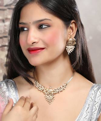 Gold plated gaj necklace set with white hydra beads 2