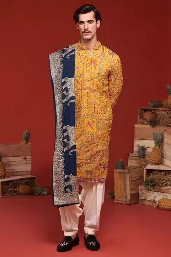 Amartya haldi kurta set