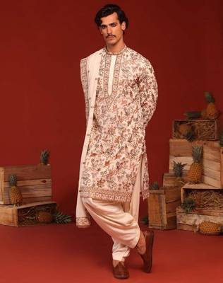 Sarang ivory kurta set 1