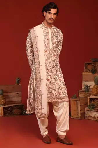 Sarang ivory kurta set