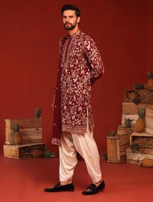 Dhrita maroon kurta set 3
