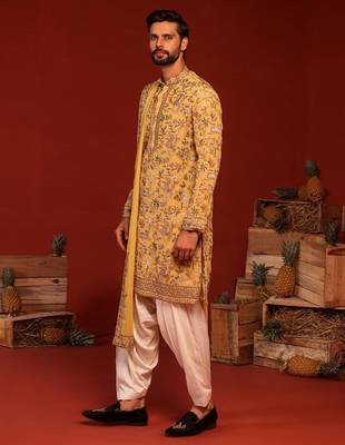 Vardhan haldi kurta set 2