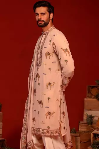 Aadrit pink kurta set