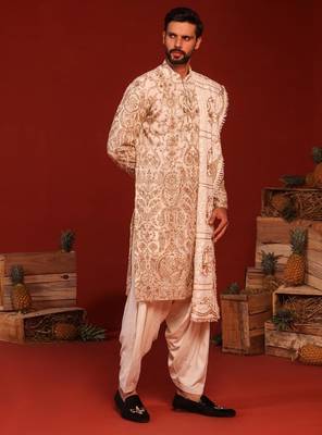 Shubh ivory kurta set 5