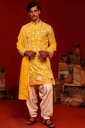 Hriten haldi kurta set