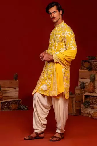 Hriten haldi kurta set