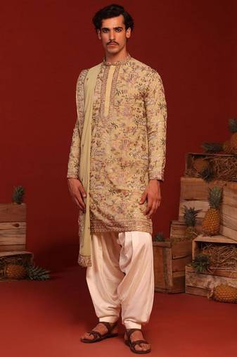 Falak mehandi kurta set