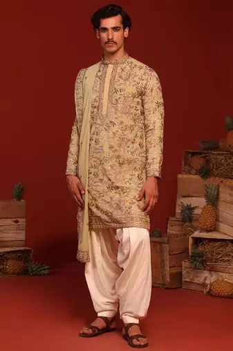 Falak mehandi kurta set