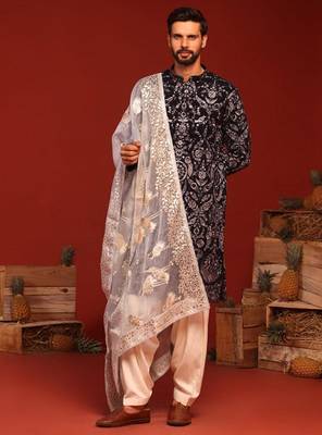 Ruhit navy blue kurta set 2