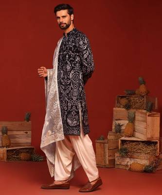 Ruhit navy blue kurta set 3