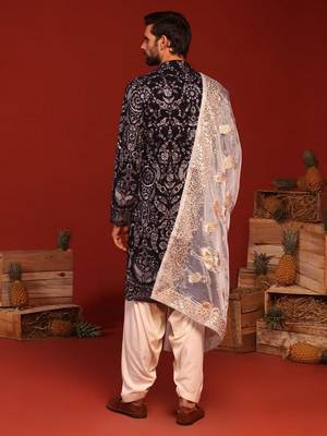 Ruhit navy blue kurta set 4