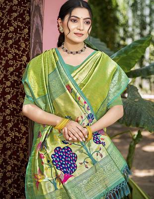 Green kanjivaram silk blend zari woven saree 2