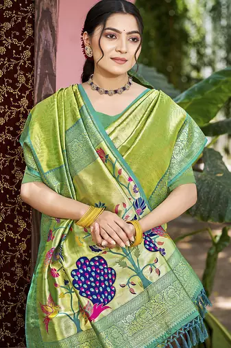 Green kanjivaram silk blend zari woven saree