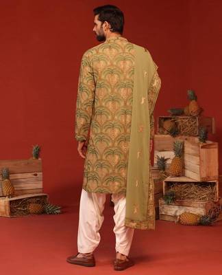 Anvay mehandi kurta set 4