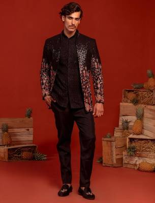 Zainab black jodhpuri set 1