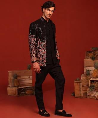Zainab black jodhpuri set 3