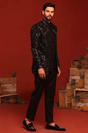 Anmay black jodhpuri set
