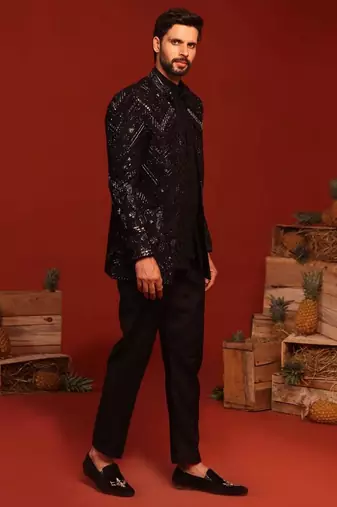 Anmay black jodhpuri set