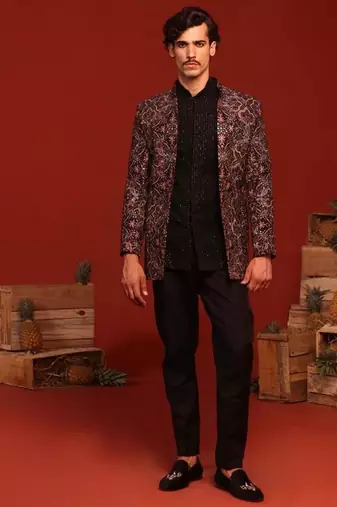 Vibhor black jodhpuri set