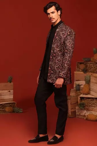 Vibhor black jodhpuri set