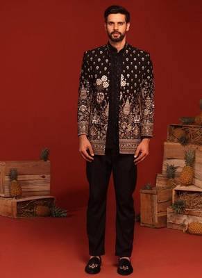 Sukrit black jodhpuri set 1