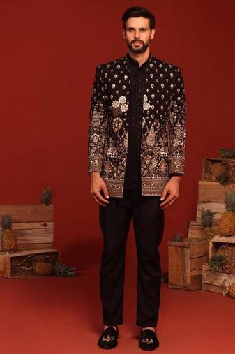 Sukrit black jodhpuri set