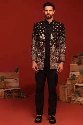 Sukrit black jodhpuri set