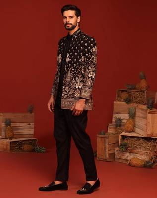 Sukrit black jodhpuri set 2
