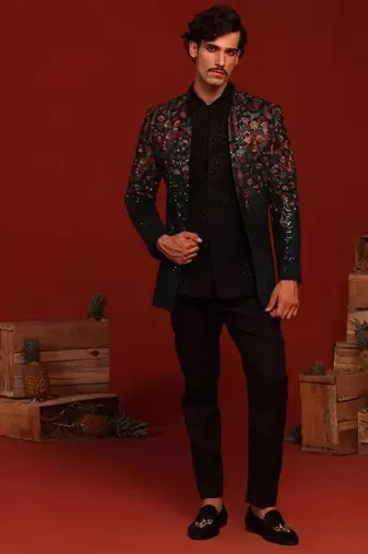 Vamya bottle Black jodhpuri set