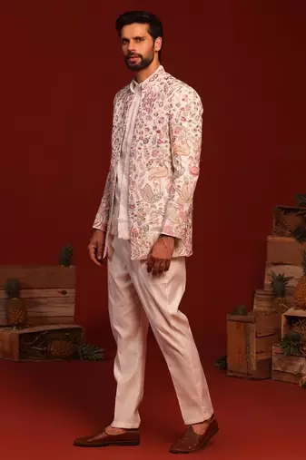 Rama ivory jodhpuri set