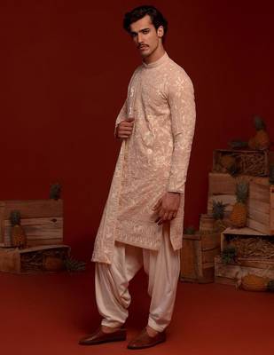 Adith pink kurta set 2
