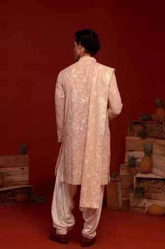 Adith pink kurta set