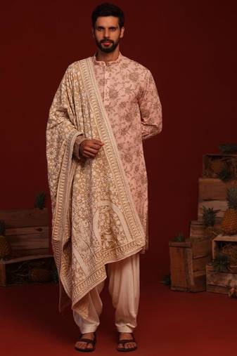 Tanvik pink kurta set