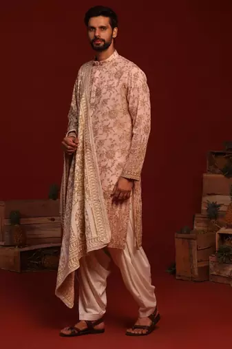Tanvik pink kurta set