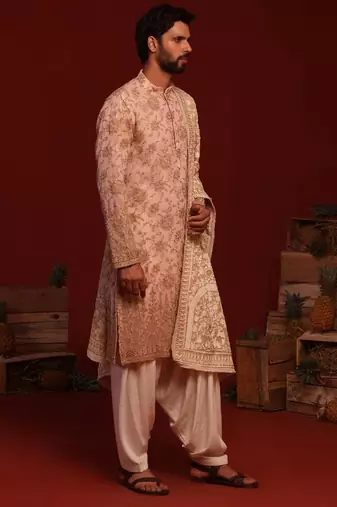 Tanvik pink kurta set