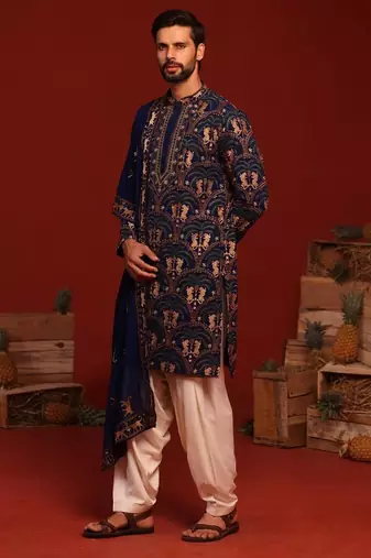 Tanvith navy blue kurta set