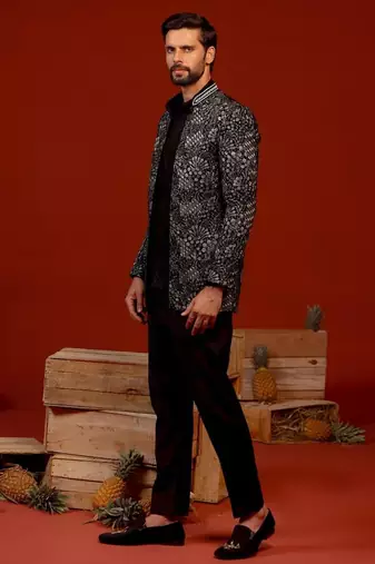 Rithvik black jodhpuri set
