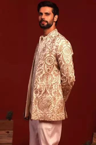 Adhyaay ivory jodhpuri set