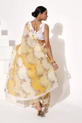 Yellow cotton blend printed saree