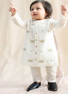 Cream embroidered chanderi  kurta pyjama 1