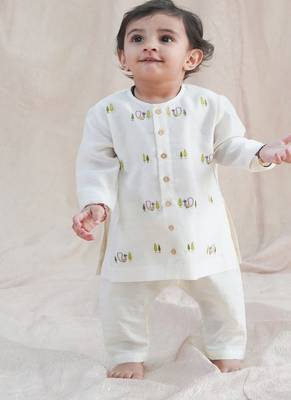 Cream embroidered chanderi  kurta pyjama 1