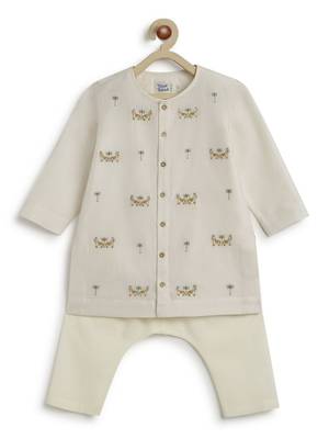 Cream embroidered chanderi  kurta pyjama 5
