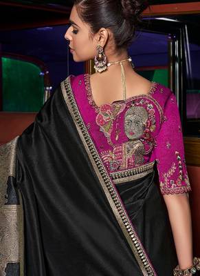 Black silk blend weaved pallu saree with embroidered blouse 2