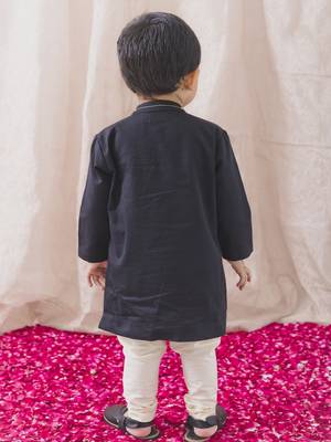 Black embroidered cotton  kurta pyjama 2