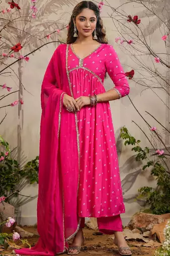 Pink floral embroidery muslin silk aaliya cut kurta set with organza dupatta for women