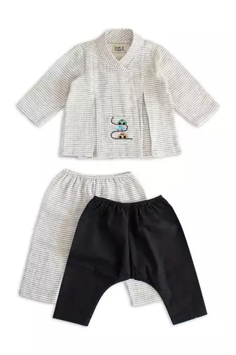 Grey embroidered cotton  kurta pyjama
