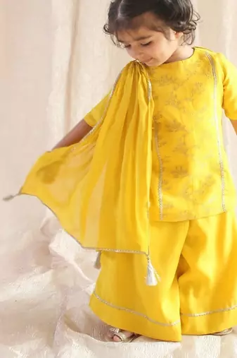 Yellow embroidered viscose  Kurta set