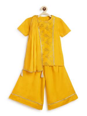 Yellow embroidered viscose  Kurta set 4