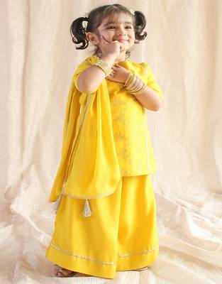 Yellow embroidered viscose  Kurta set 5